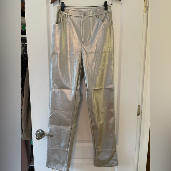 Silver faux leather pants - Picture 2 of 2